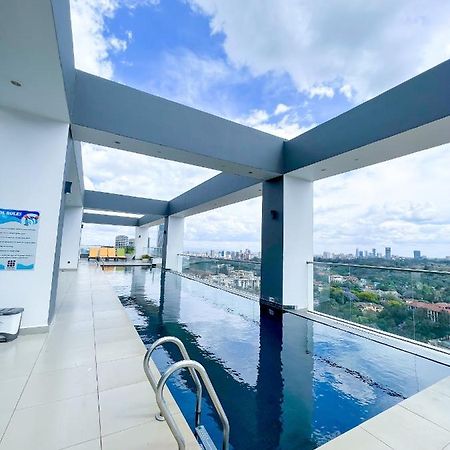 Escada Next Level Luxurious Home Nairobi Buitenkant foto